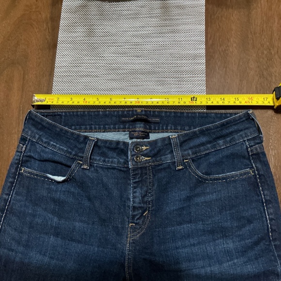 Levi’s 526 Slender Bootcut Jeans - Picture 4 of 9